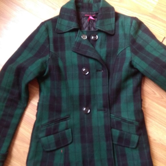 Green and Black Plaid Peacoat - Picture 2 of 12